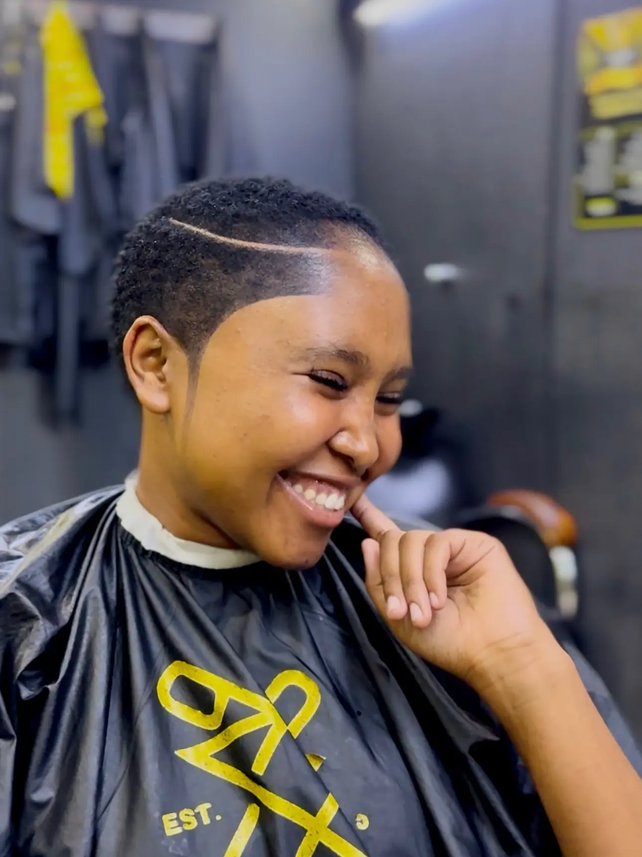 Black Dye Ladies Cut